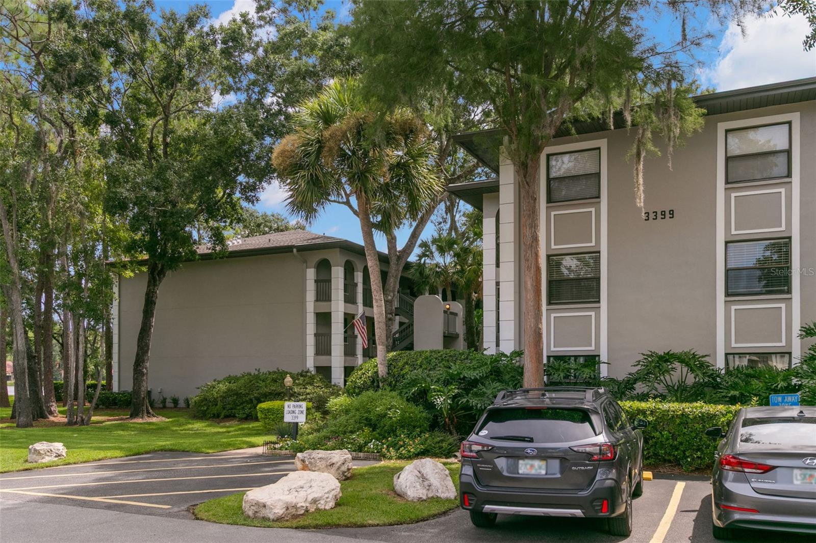 3399 Mermoor Dr #309 Property Photo 3