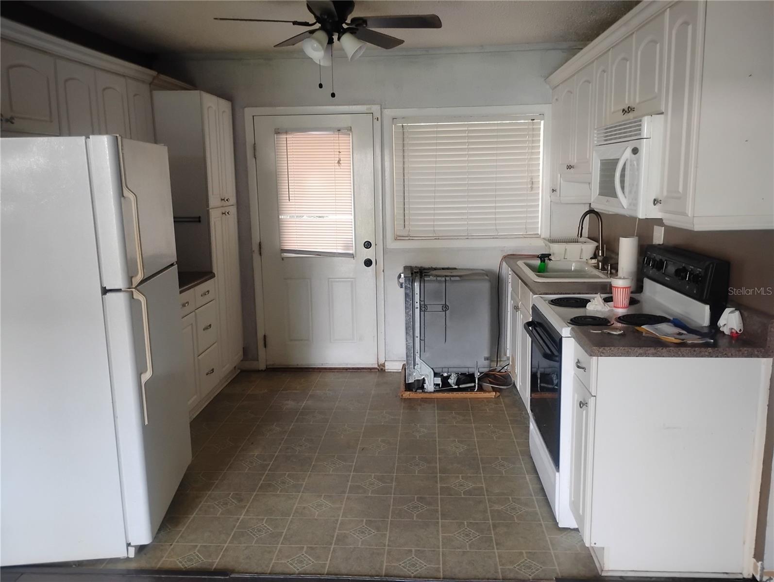 3212 Glade Dr Property Photo 2