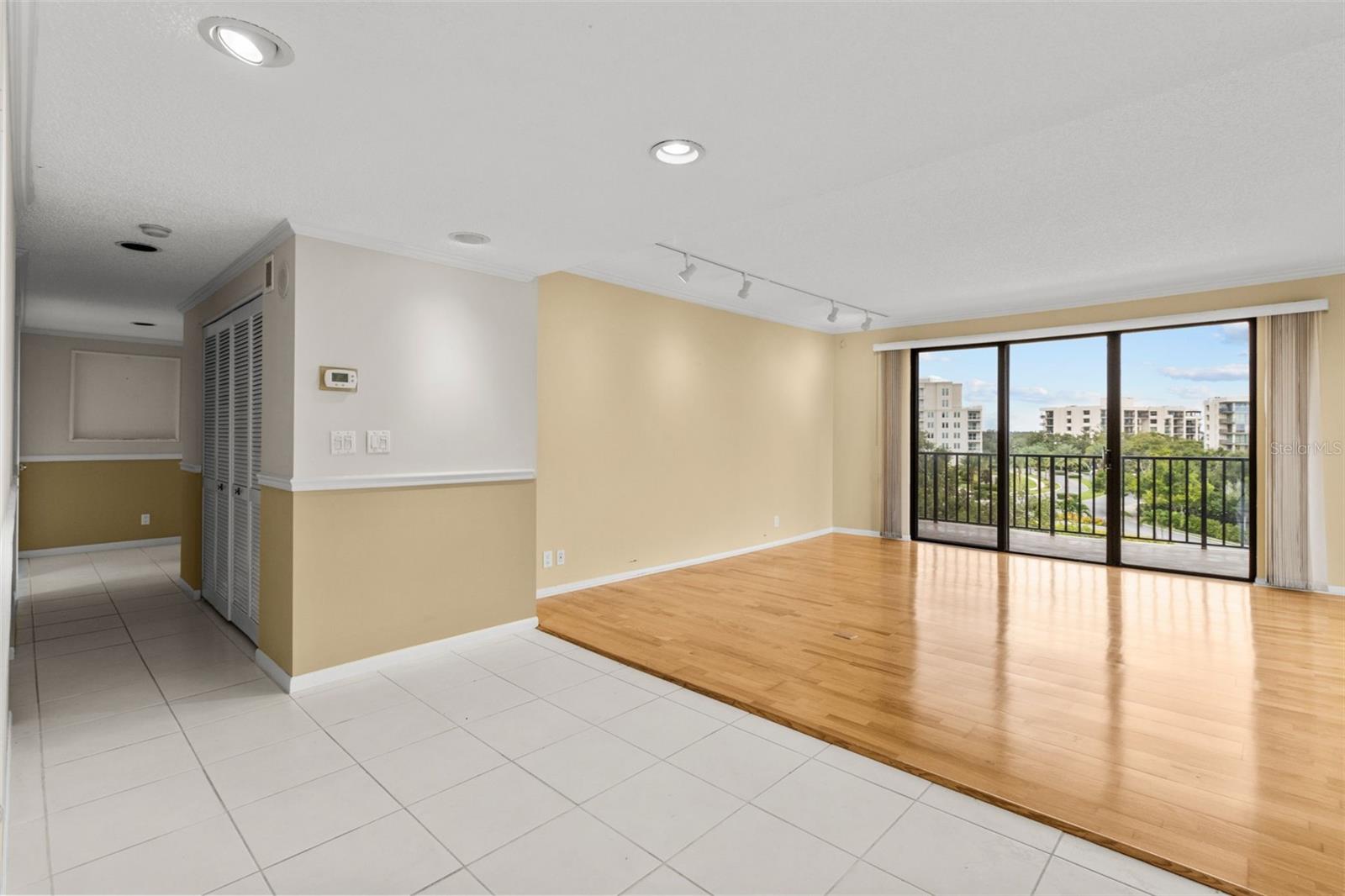 150 Belleview Blvd #507 Property Photo 17