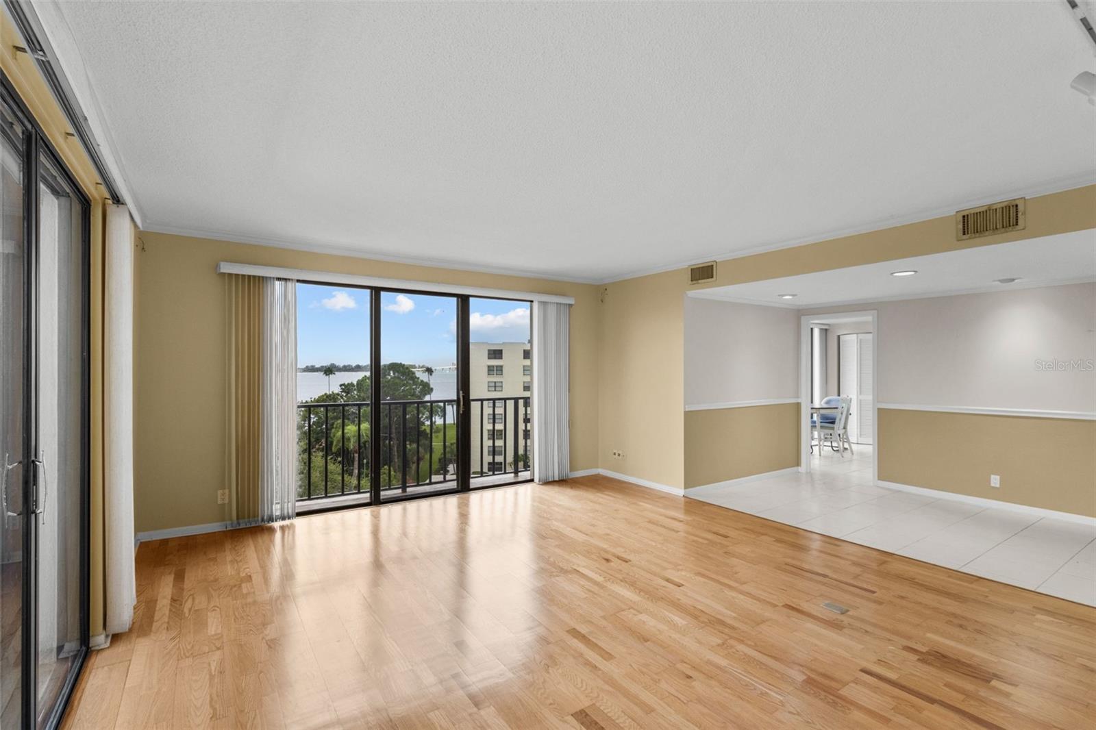 150 Belleview Blvd #507 Property Photo 19