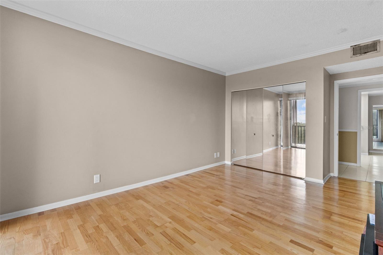 150 Belleview Blvd #507 Property Photo 27