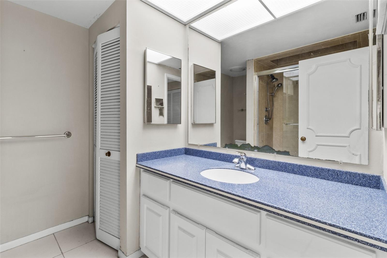 150 Belleview Blvd #507 Property Photo 31