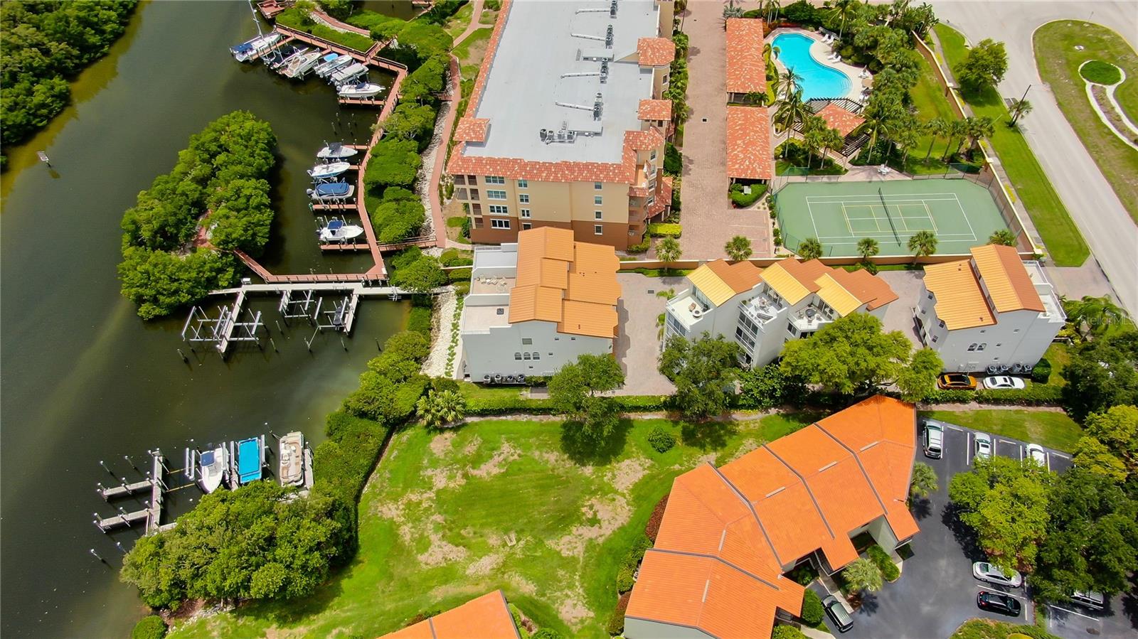 1575 Pinellas Bayway Way S #1575 Property Photo 20