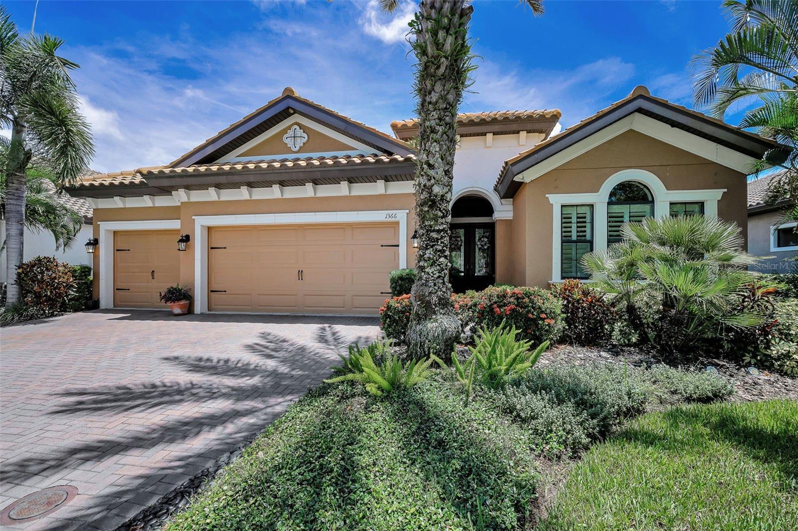 1366 Via Verdi Dr Property Photo 1