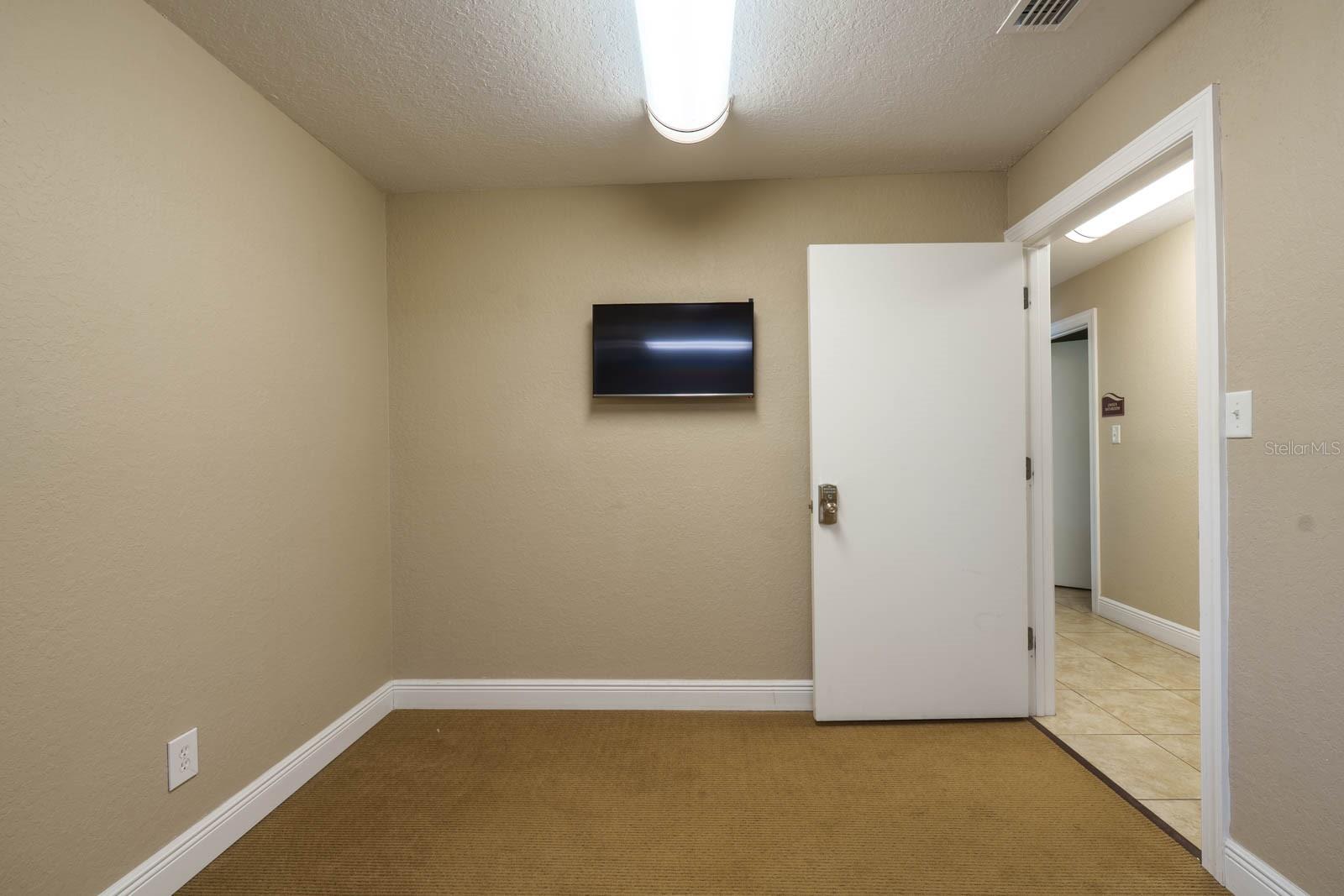 15100 Hutchison Rd #103 Property Photo 6