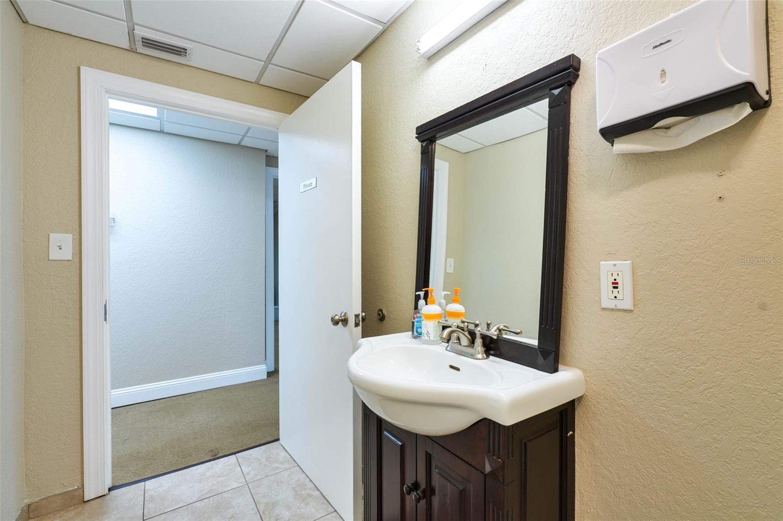 15100 Hutchison Rd #103 Property Photo 63