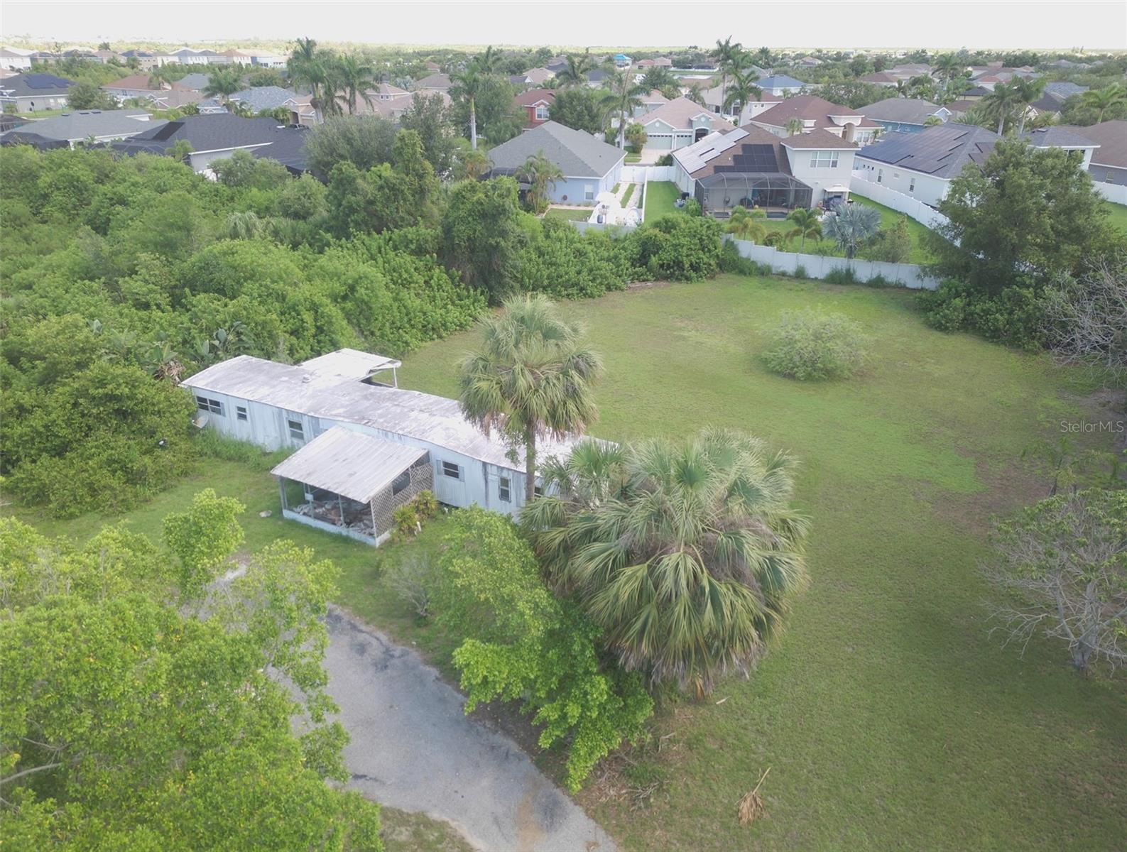 1603 W Shell Point Rd Property Photo 3