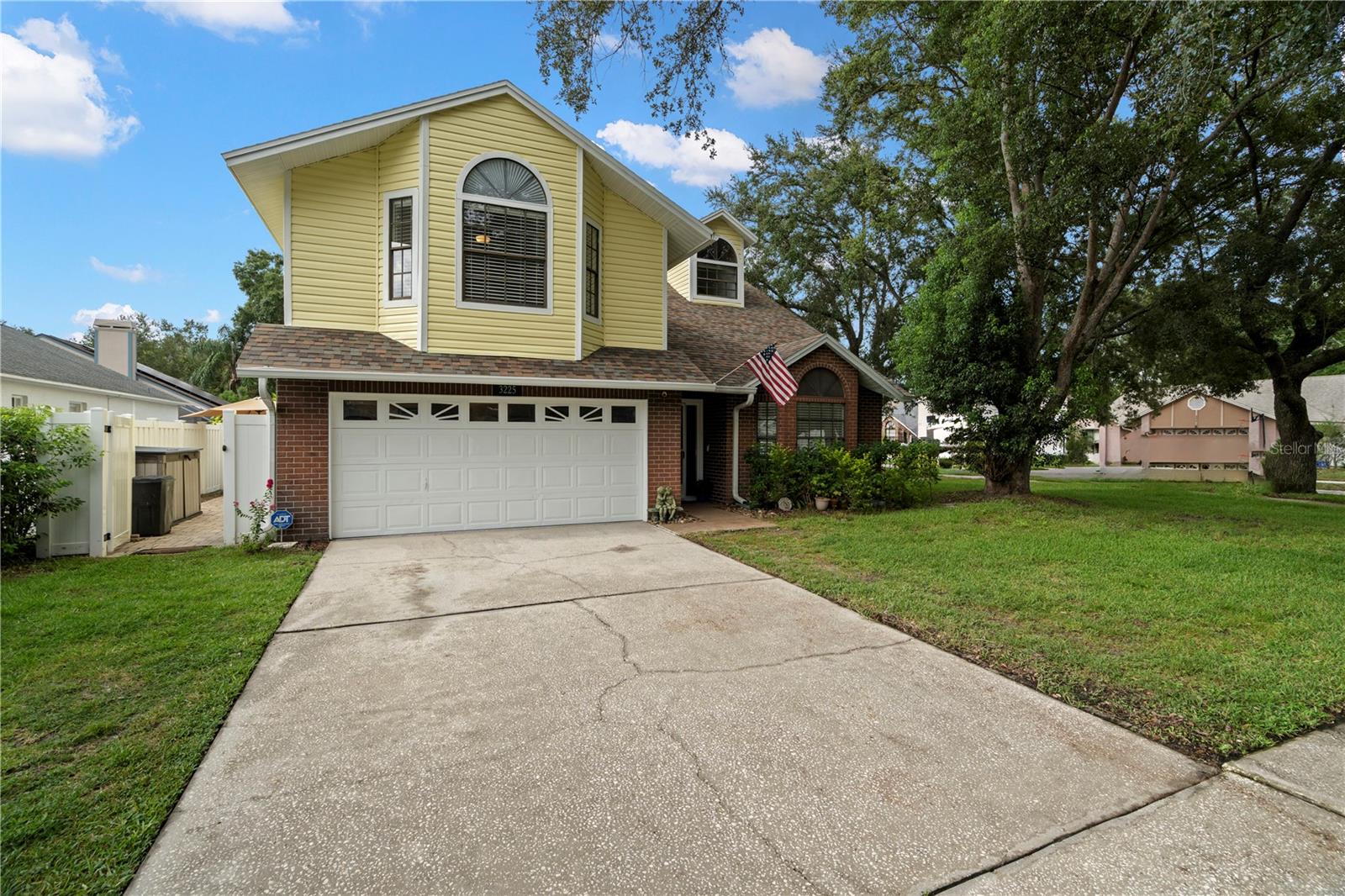 3225 Montrose Cir Property Photo 1