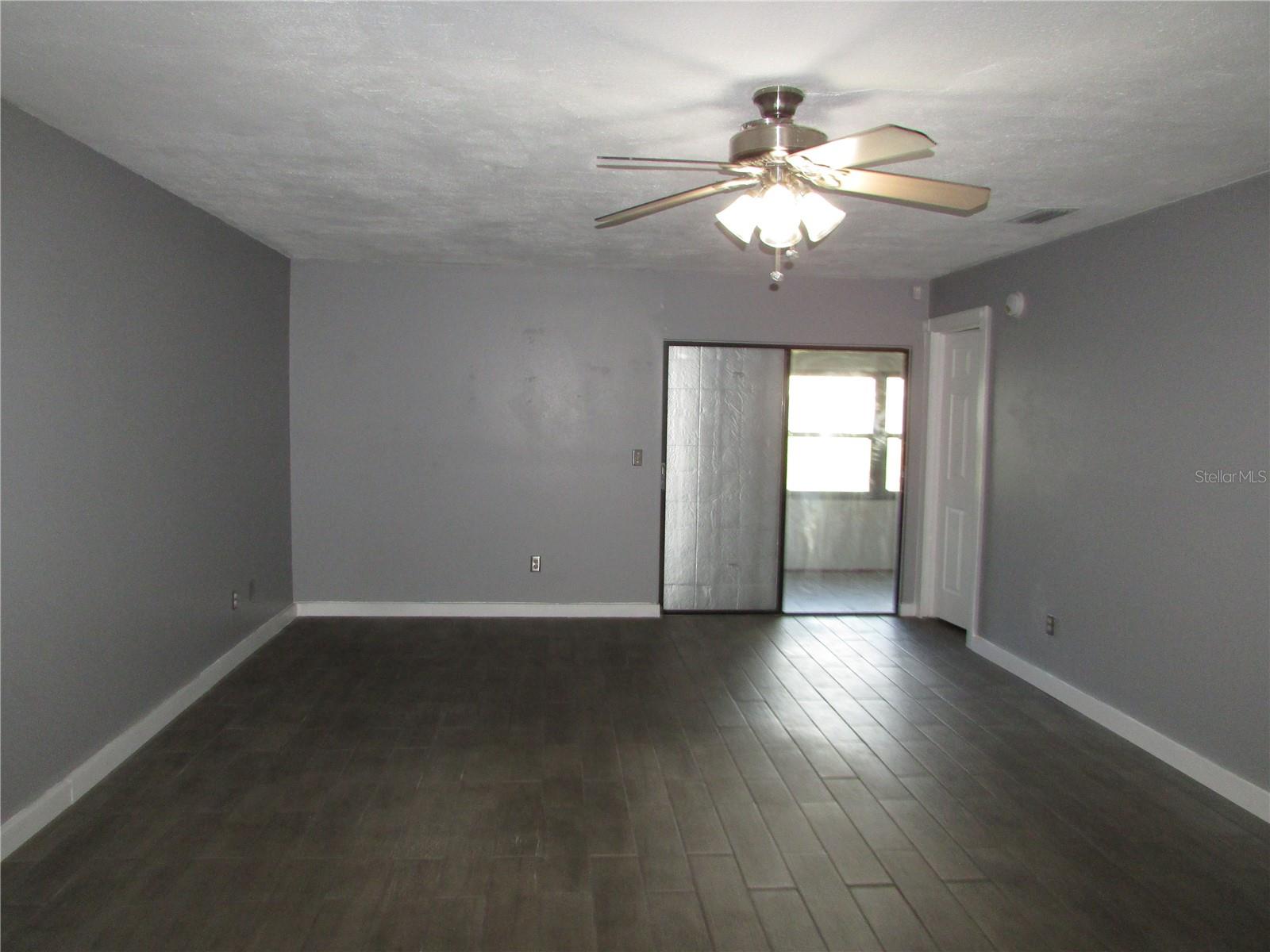 12715 Raeburn Way Property Photo 7