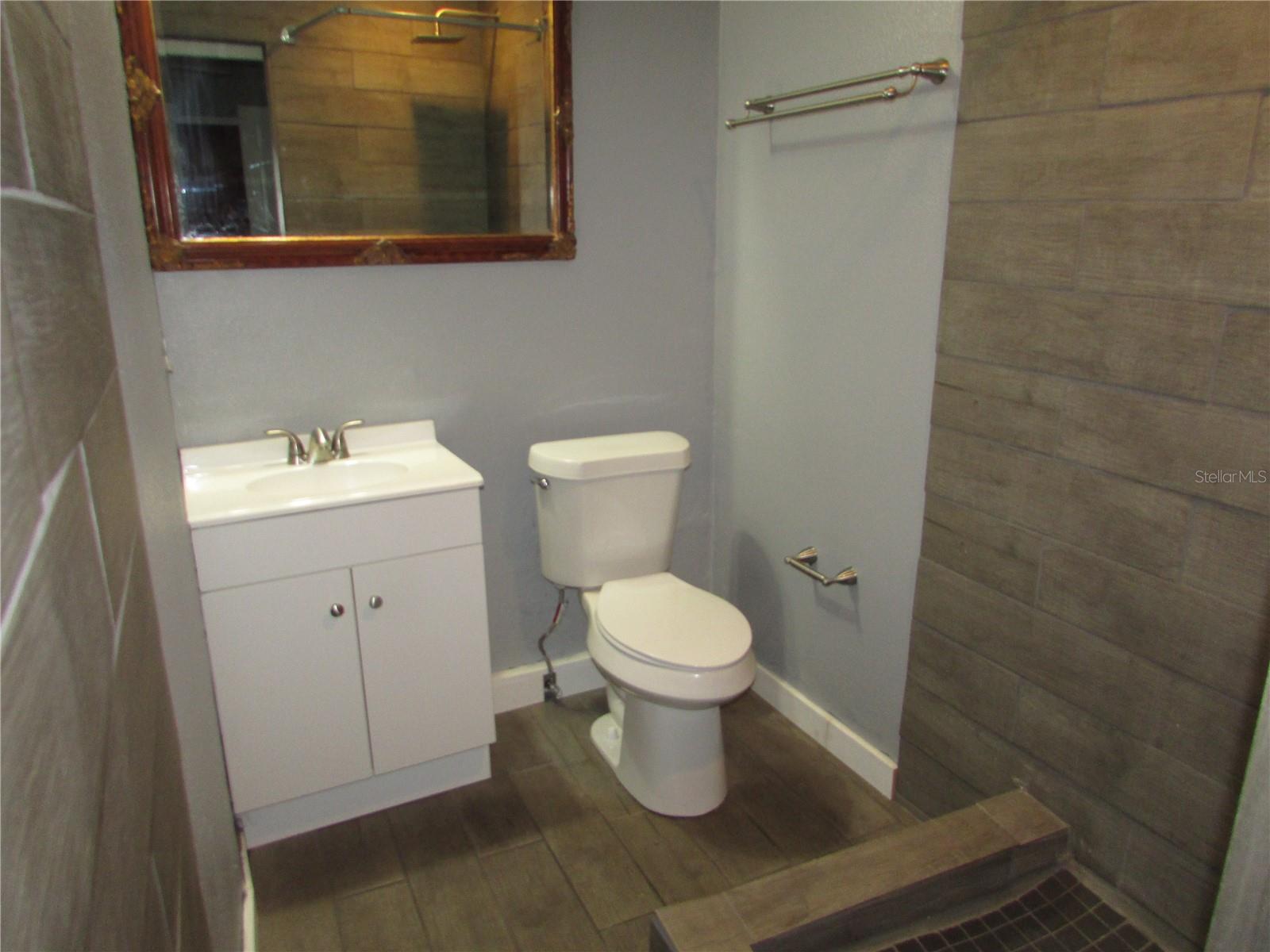 12715 Raeburn Way Property Photo 14