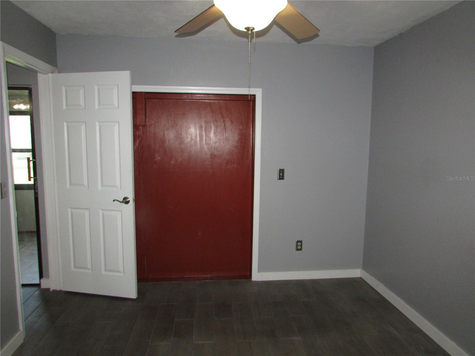 12715 Raeburn Way Property Photo 17