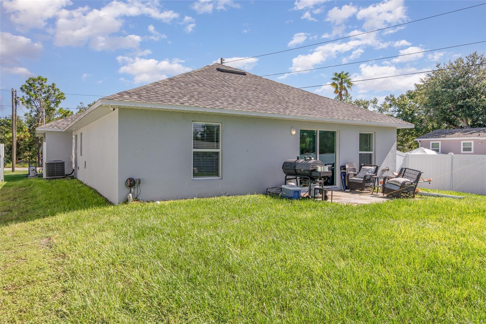 1534 Pine St Property Photo 25