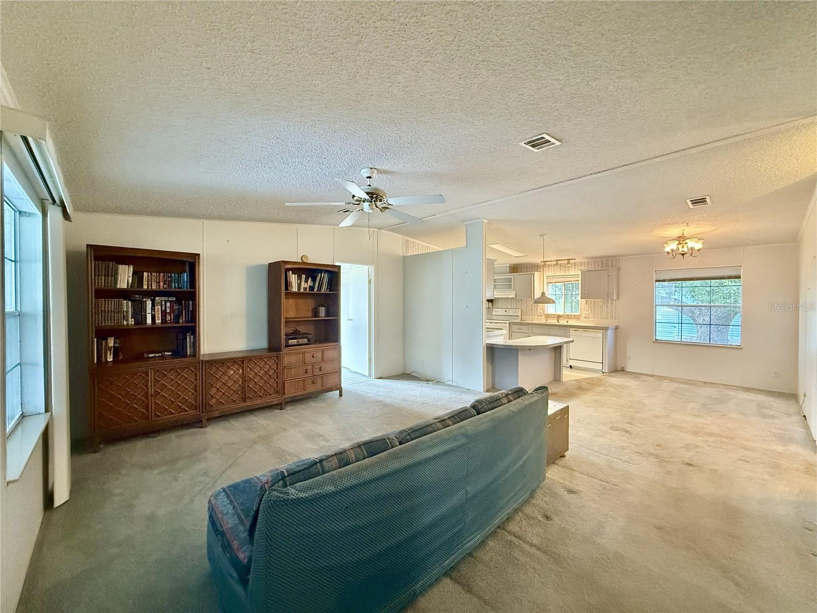 5152 Forest Glenn Dr Property Photo 2