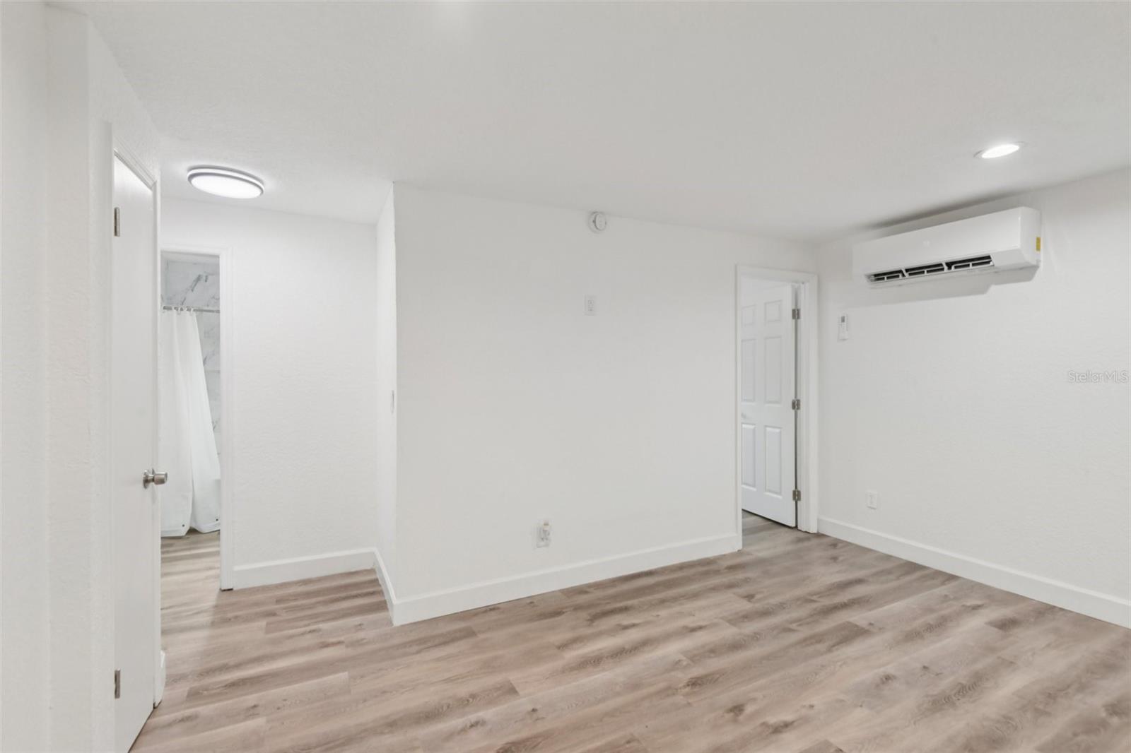 9404 N Mulberry St Property Photo 23