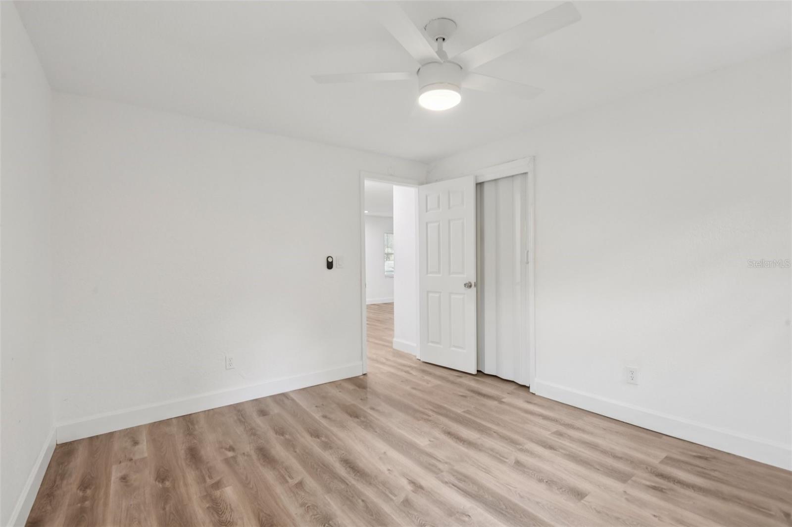 9404 N Mulberry St Property Photo 31