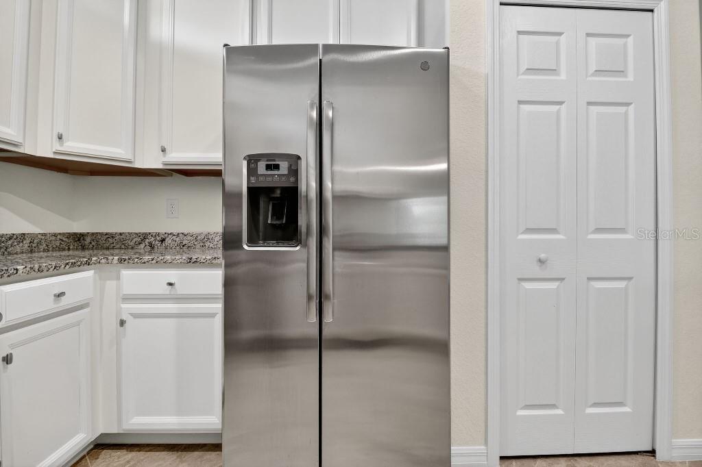 17604 Wayside Bnd Property Photo 12