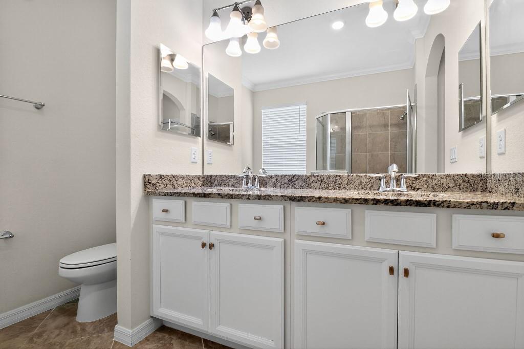 17604 Wayside Bnd Property Photo 13