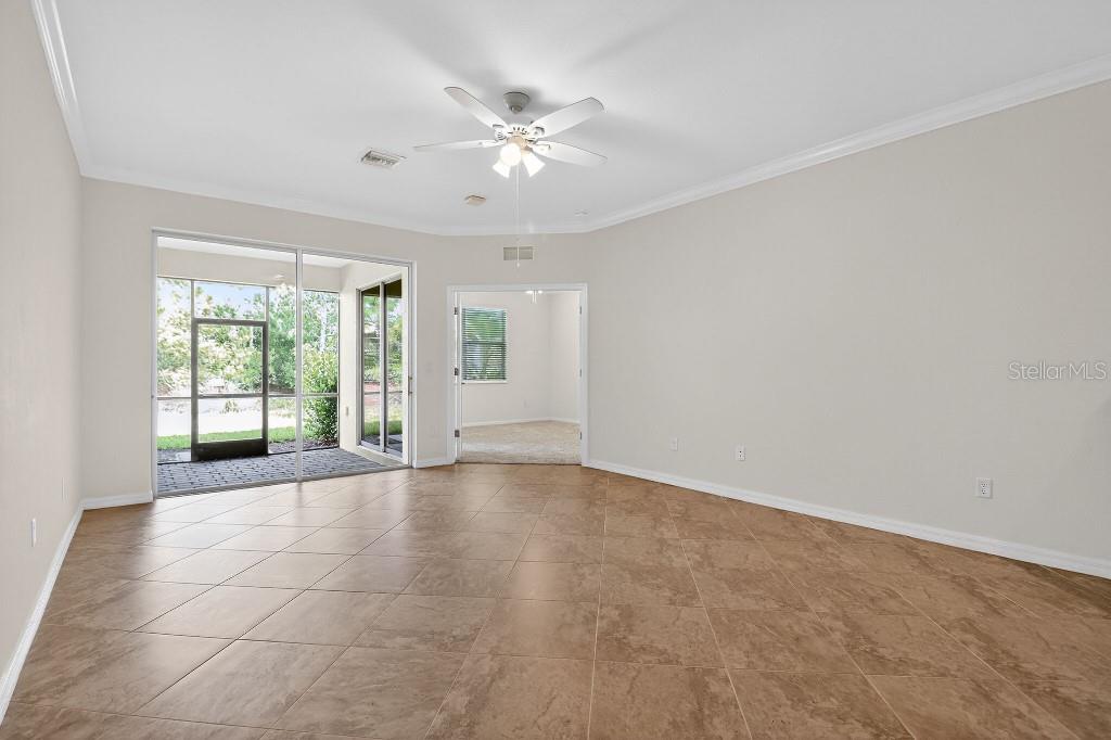 17604 Wayside Bnd Property Photo 24