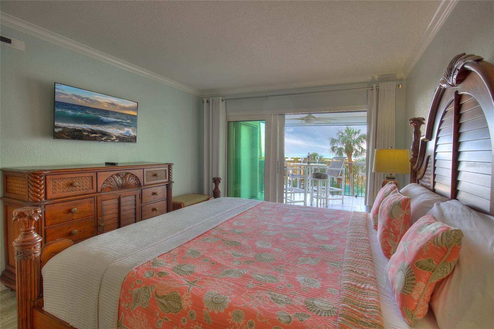 1230 Gulf Blvd #304 Property Photo 14