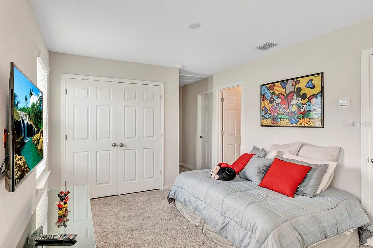 1532 Carey Palm Cir Property Photo 7