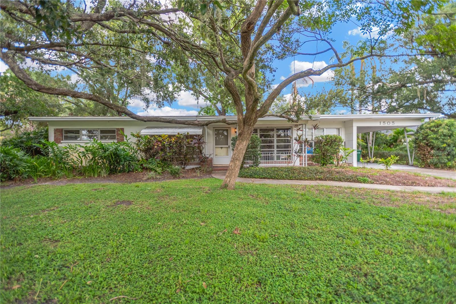 1505 N Oregon Cir Property Photo 1