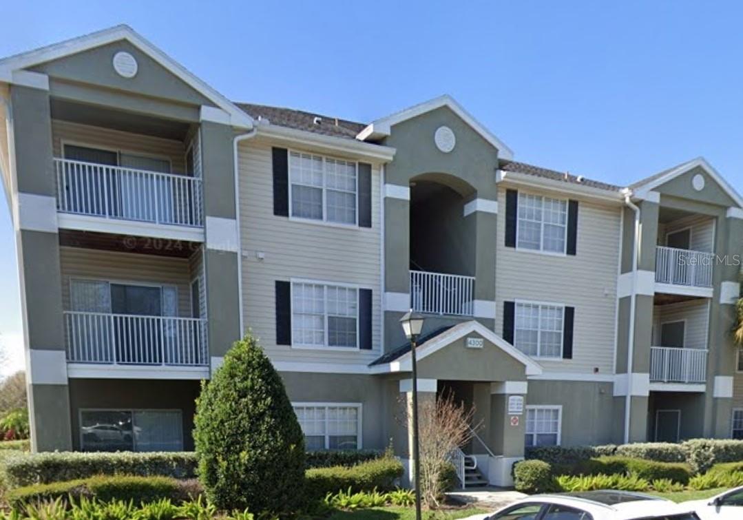 4300 Summer Landing Dr #306 Property Photo 1