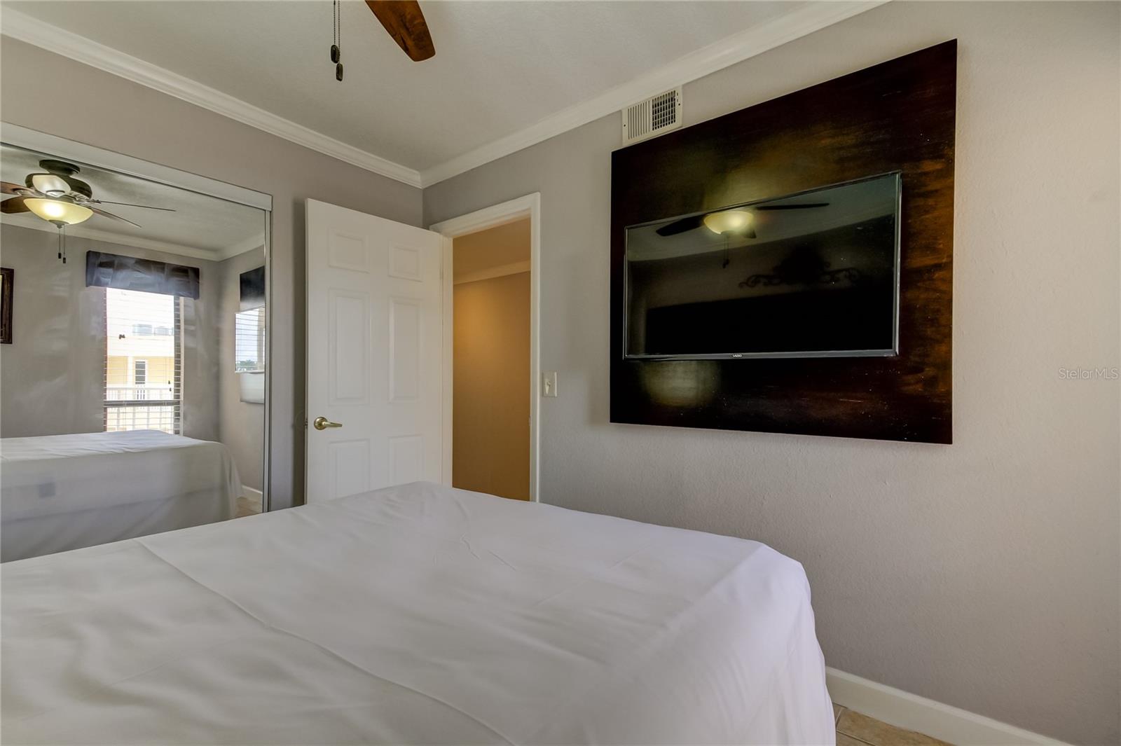 2506 N Rocky Point Dr #457 Property Photo 8