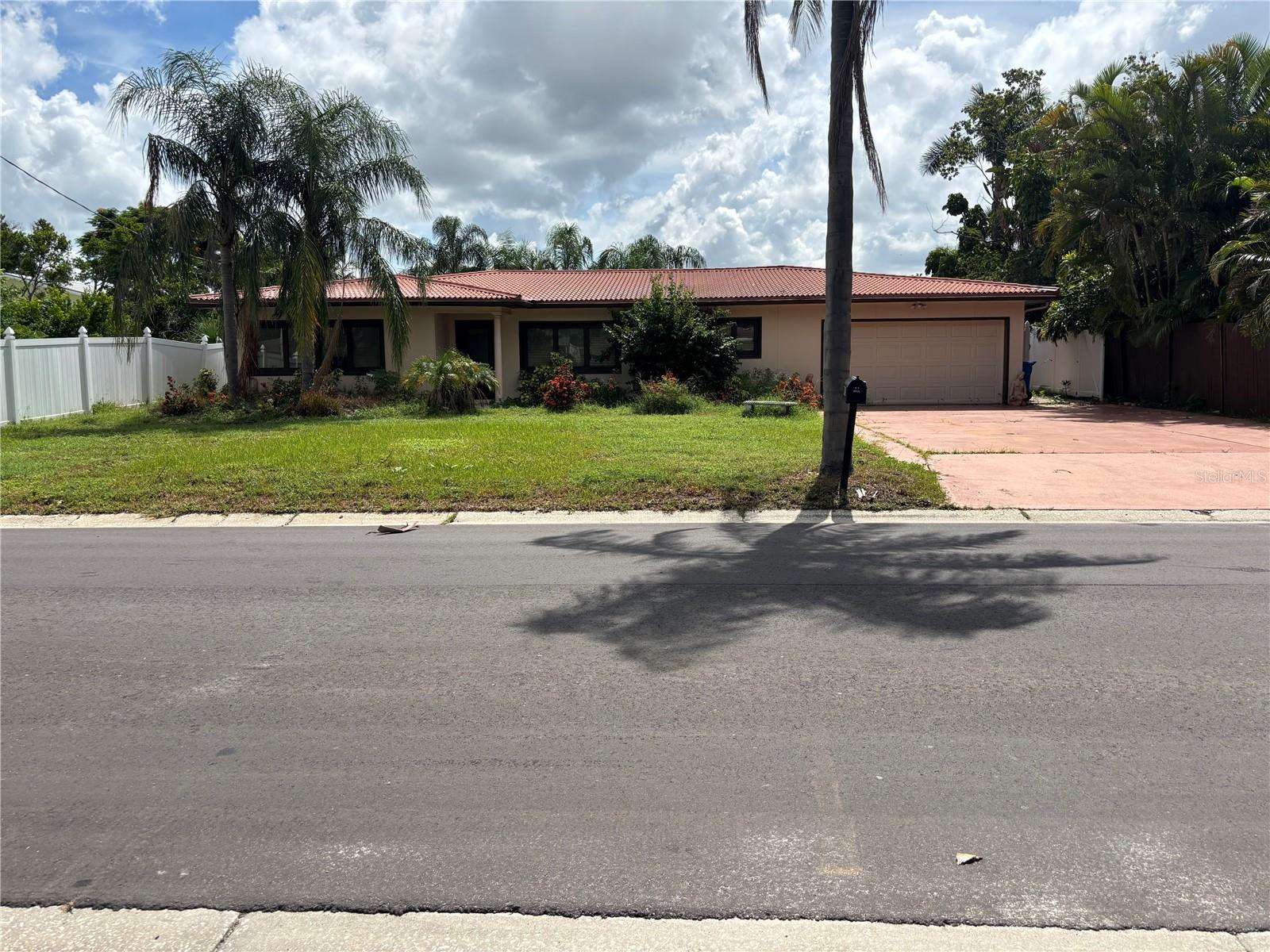 3945 E Eden Roc Cir Property Photo 1