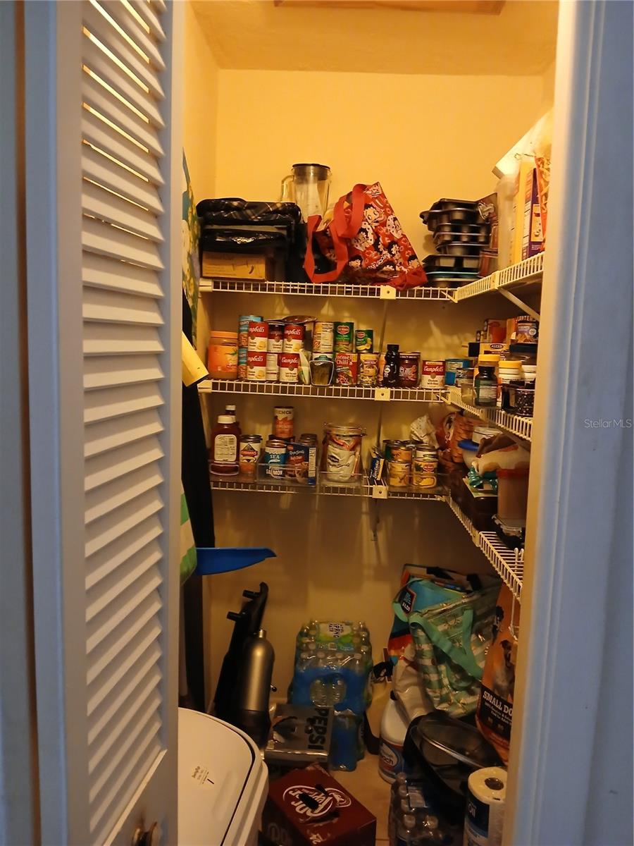 4328 Sussex St Property Photo 6