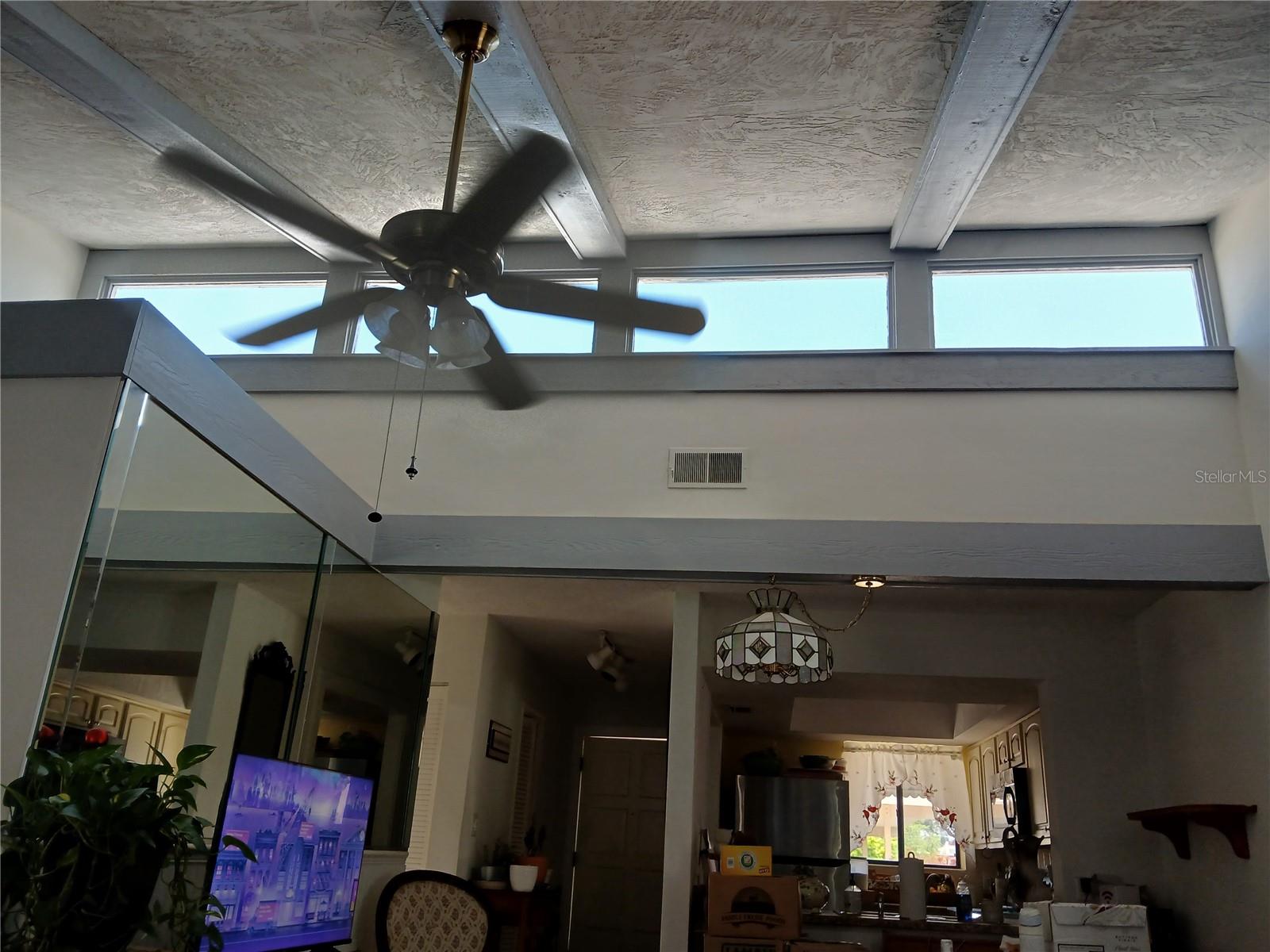 4328 Sussex St Property Photo 7