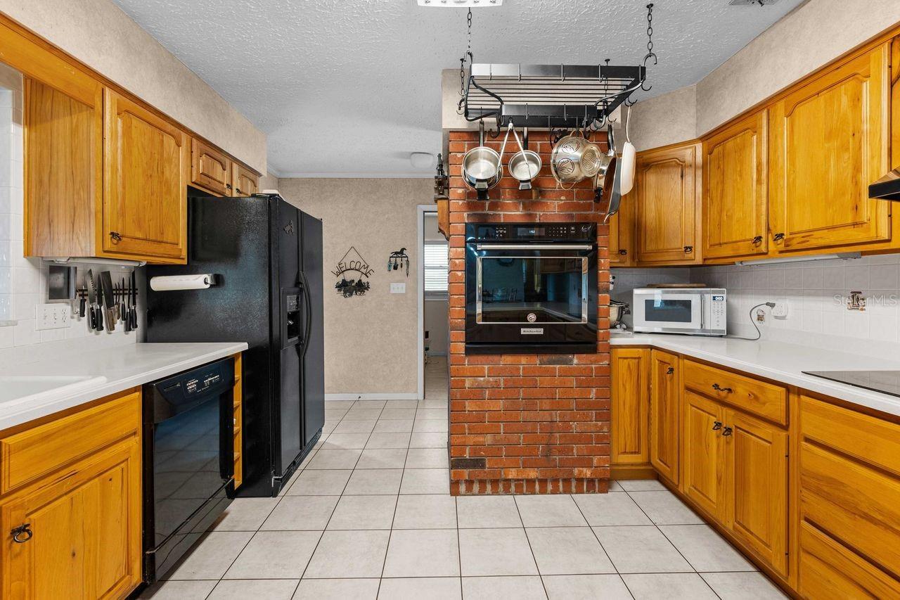 38730 Mickler Rd Property Photo 7