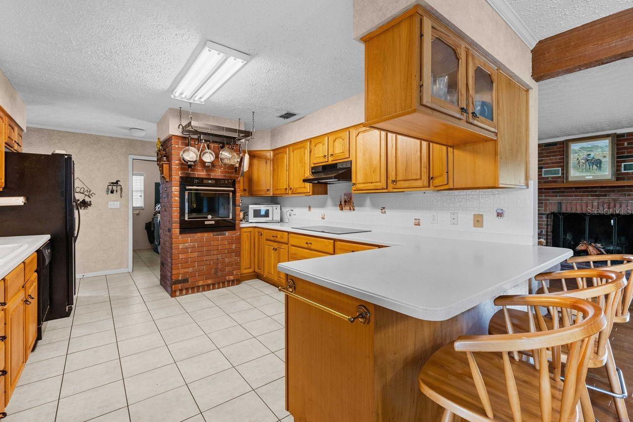 38730 Mickler Rd Property Photo 8