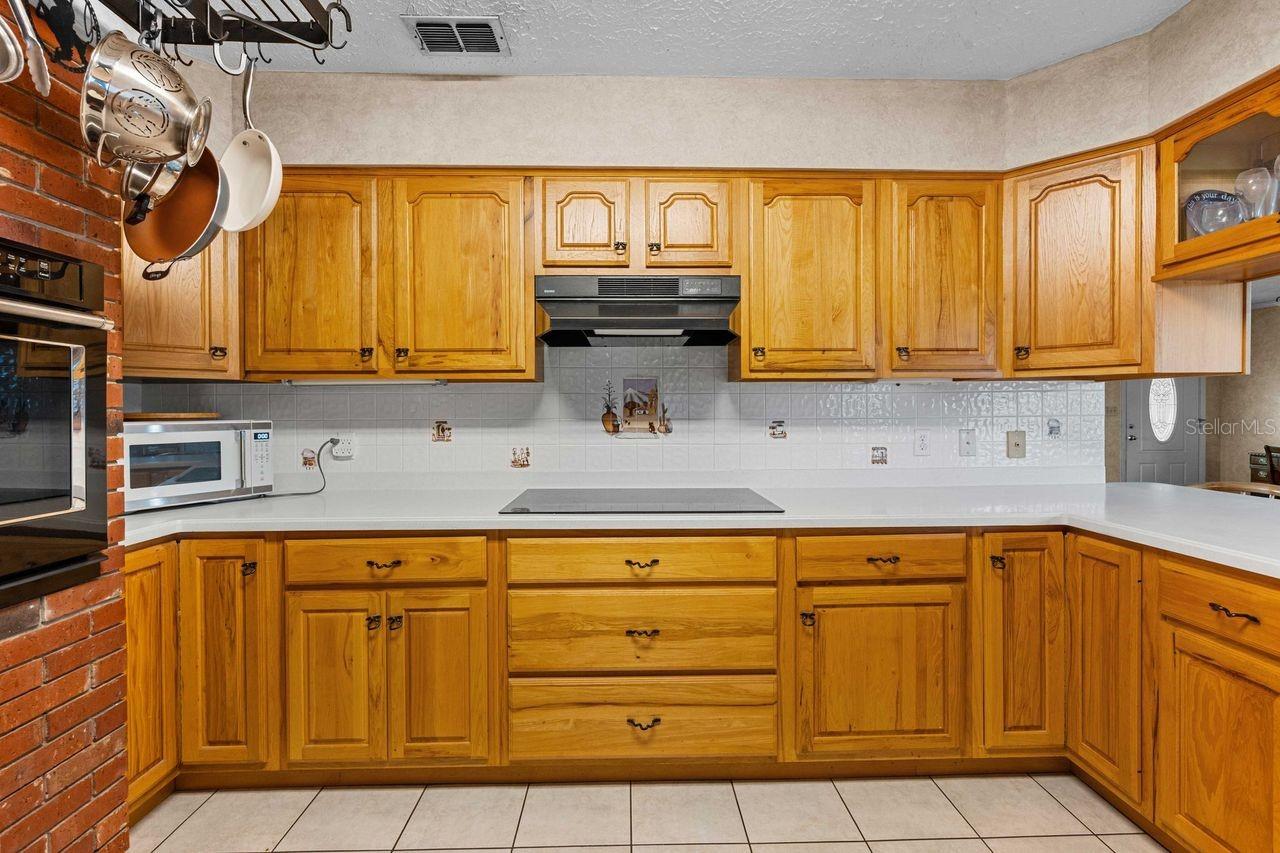 38730 Mickler Rd Property Photo 9