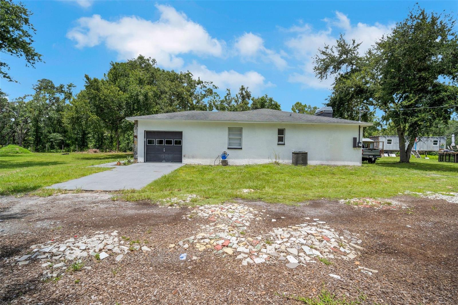 6830 N Dormany Rd Property Photo 19