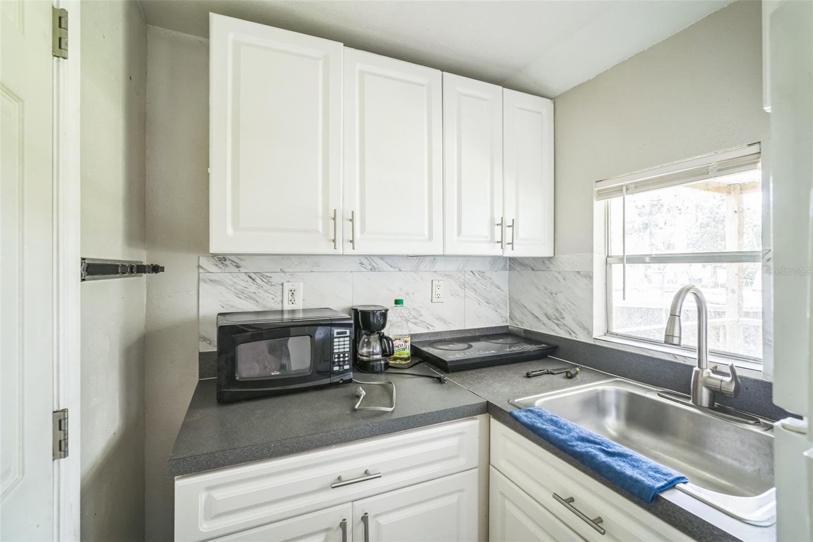 6830 N Dormany Rd Property Photo 24