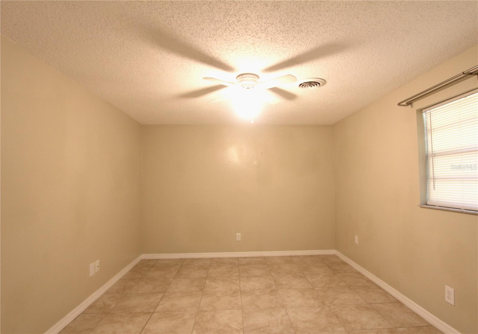 38942 9th Ave Property Photo 12