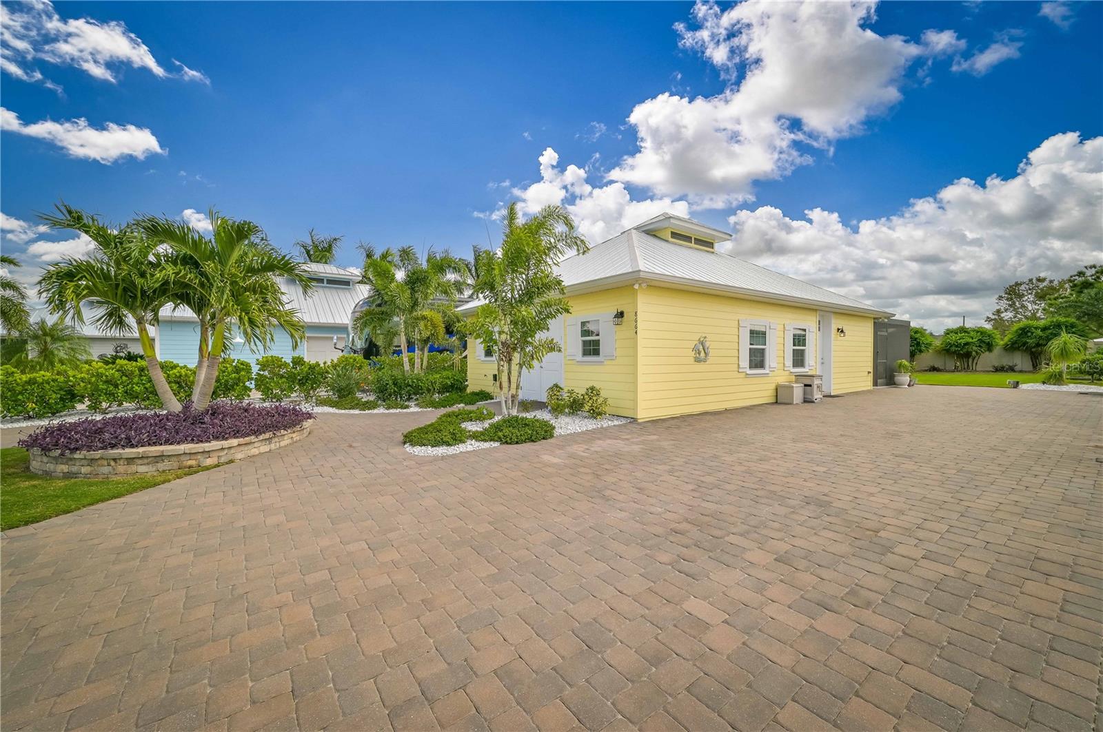 8664 Sw Sand Crane Cir Property Photo 1