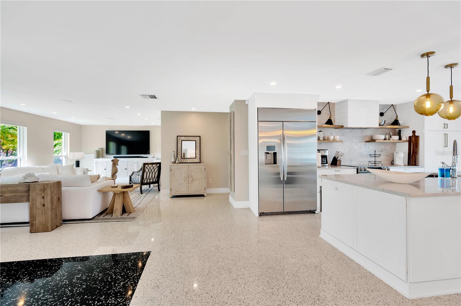 807 Snug Is Property Photo 56