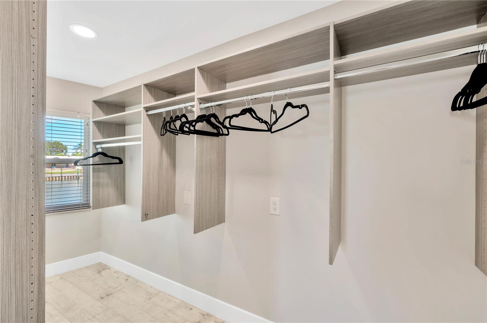 807 Snug Is Property Photo 70
