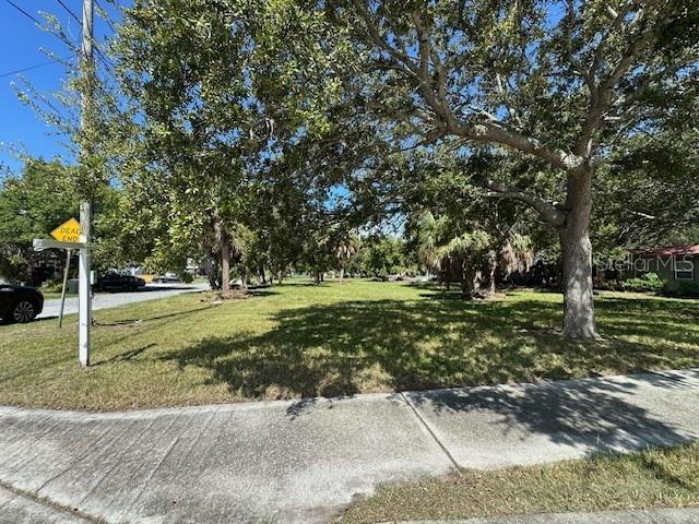 380 Hancock St Property Photo 2
