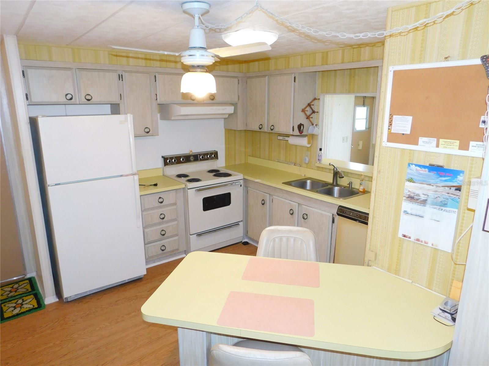 36934 Beth Ave Property Photo 2