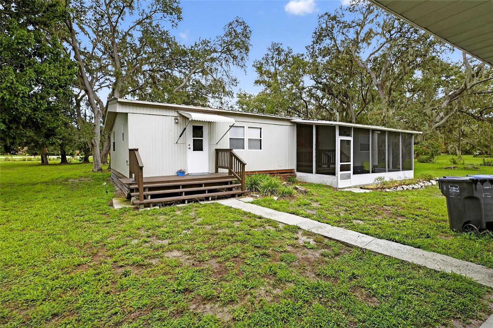 11205 Mcmullen Rd Property Photo 7