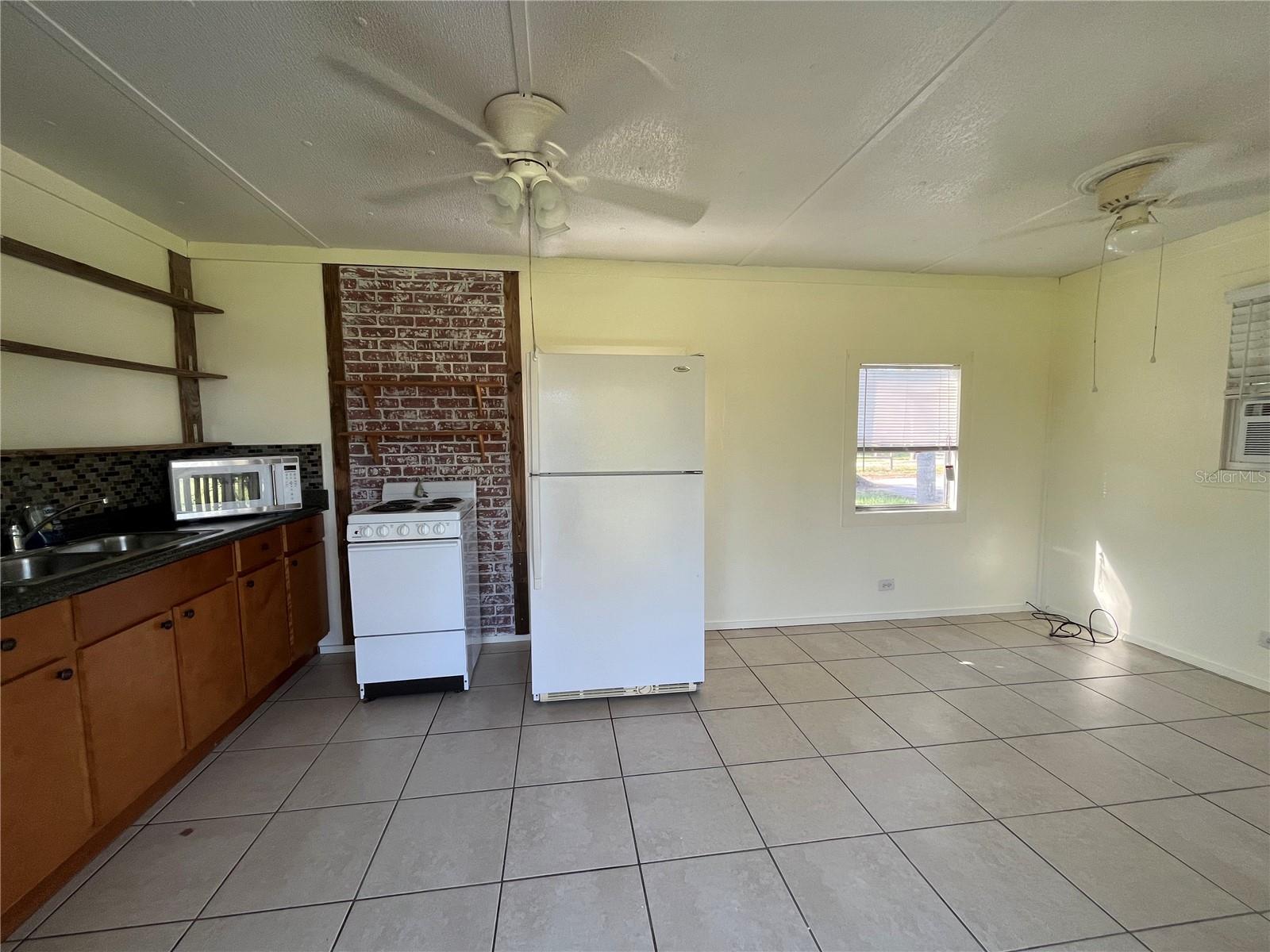 11205 Mcmullen Rd Property Photo 37
