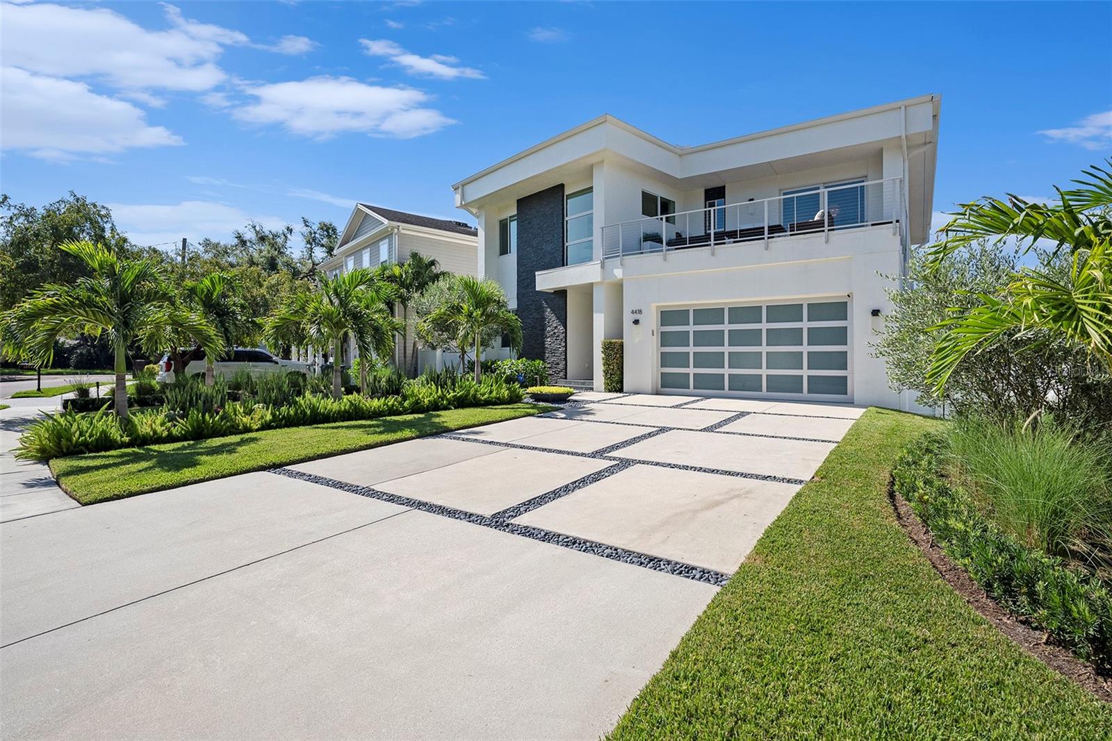 4418 W Kensington Ave Property Photo 1