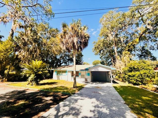 6125 Beacon Point Dr Property Photo 1