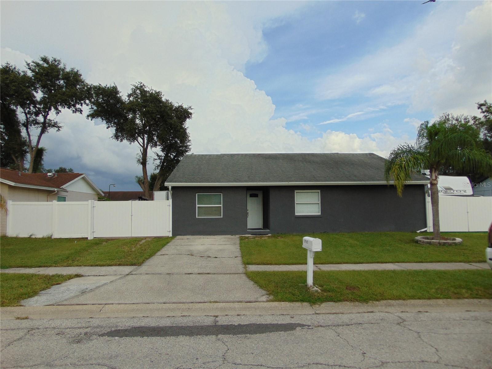 13905 Pathfinder Dr Property Photo 1