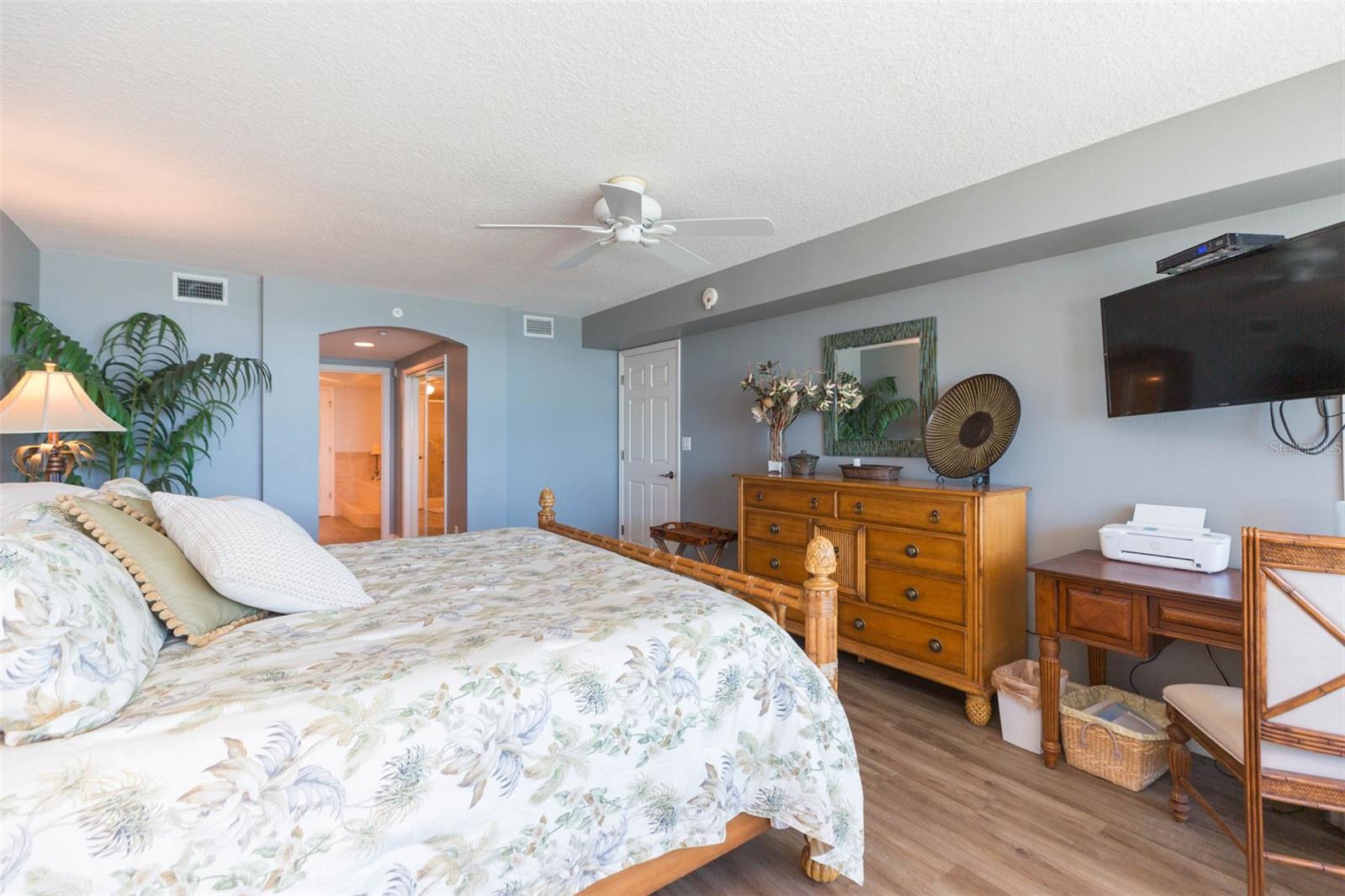 16326 Gulf Blvd #109 Property Photo 34