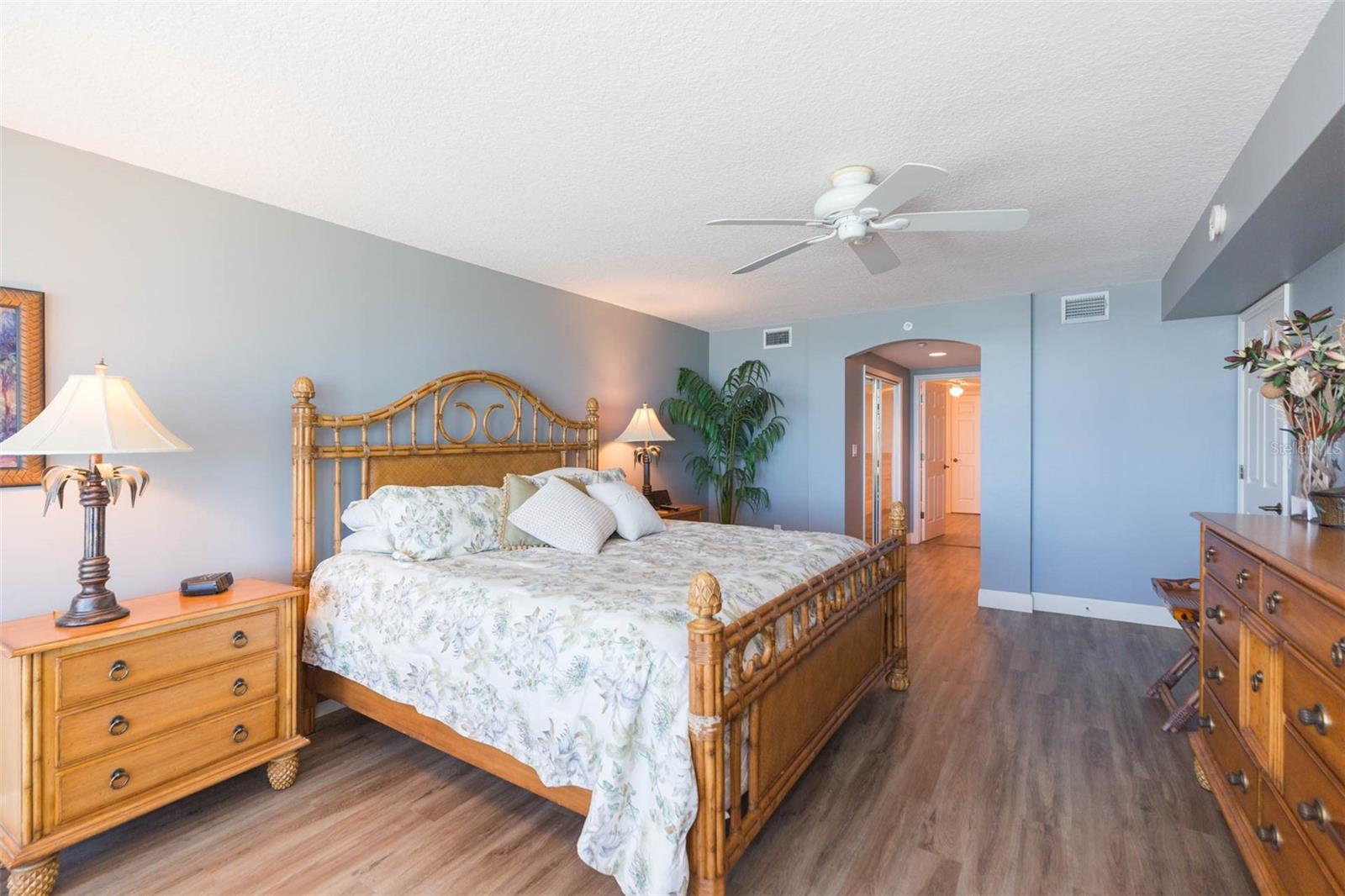 16326 Gulf Blvd #109 Property Photo 36