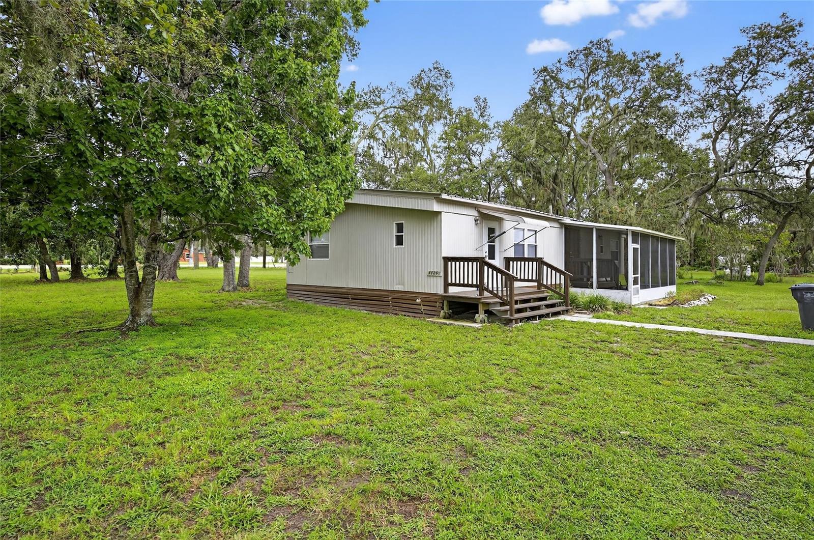 11205 Mcmullen Rd Property Photo 8