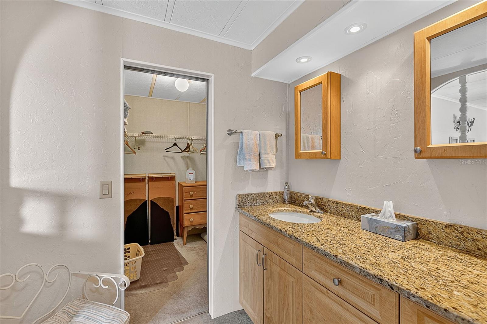 658 La Sala Property Photo 18